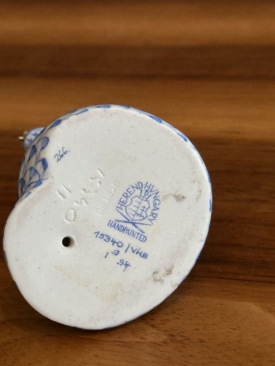 Herend Tutte le decorazioni: Herend fishnet Cobra – Difettoso da Zürich venduto da Ddechkovd 2