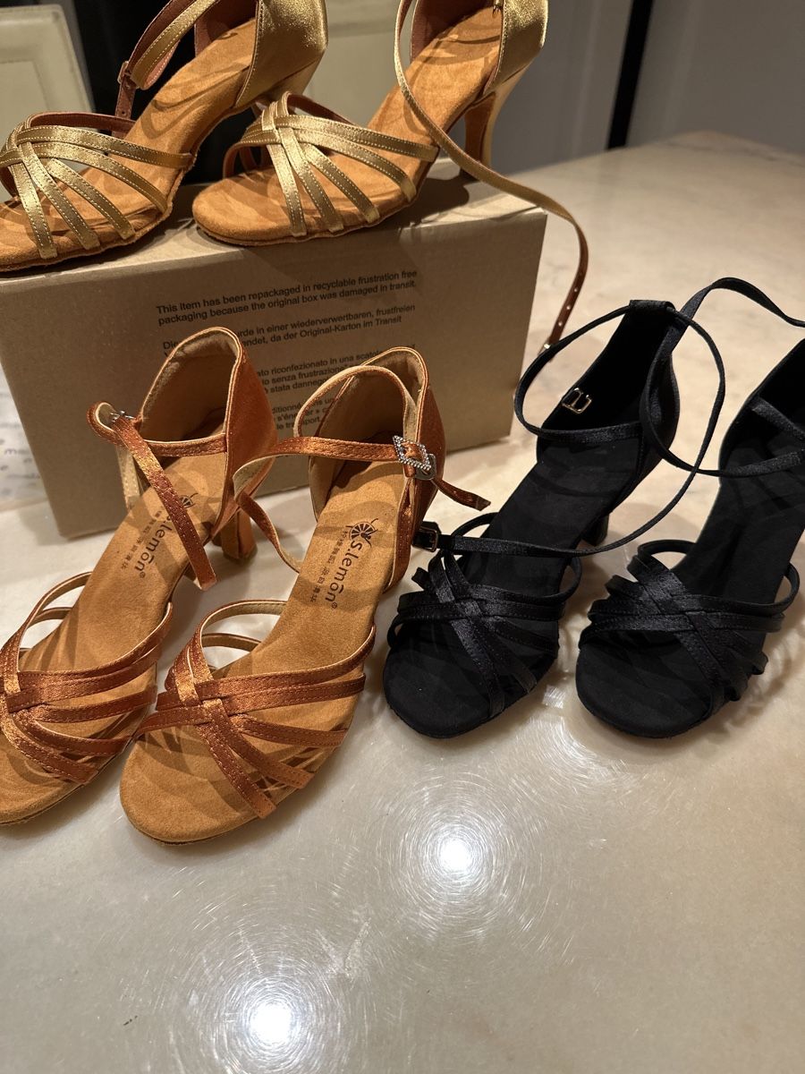 Scarpe da donna: Tanzschuhe – Nuovo e nell'imballaggio originale da St. Gallen venduto da JBB888 1