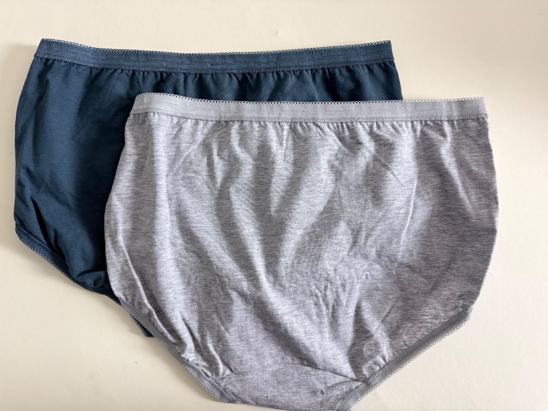 Sloggi Altra biancheria intima: SLOGGI, Midi Slip BASIC, Grösse 46, 2 Stück in Grau + Grün – Nuovo e nell'imballaggio originale da Rudolfstetten venduto da gst_g7xl 2