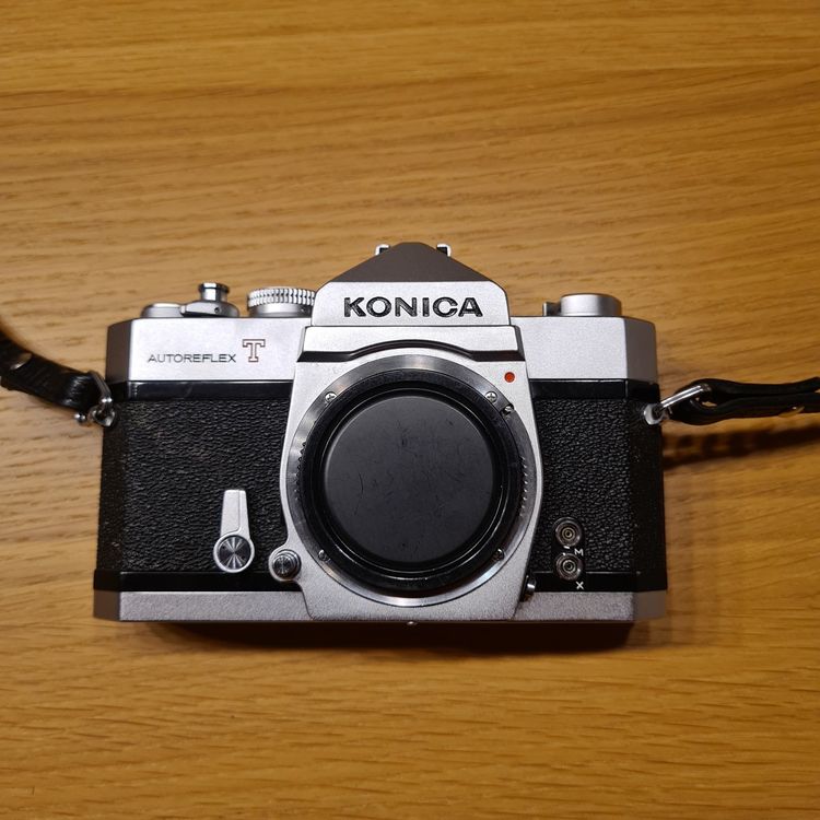 Konica Autoreflex T Body 2