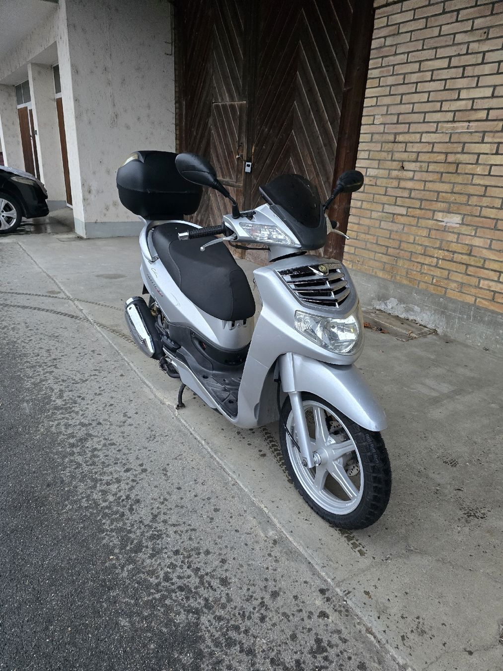 Sym Scooter: SYM HD 125 Mit MFK 11.25 – Usato da Aarberg venduto da 2002stefan