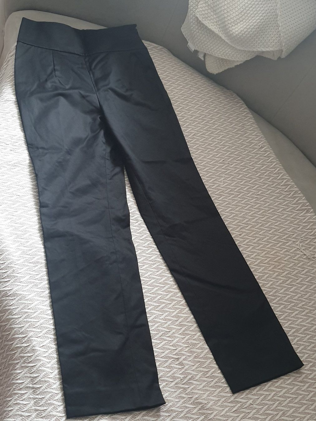 Akris Pantaloni: AKRIS Punto schöne Hose Gr. 34 – Usato da Frenkendorf venduto da Chrigeli01