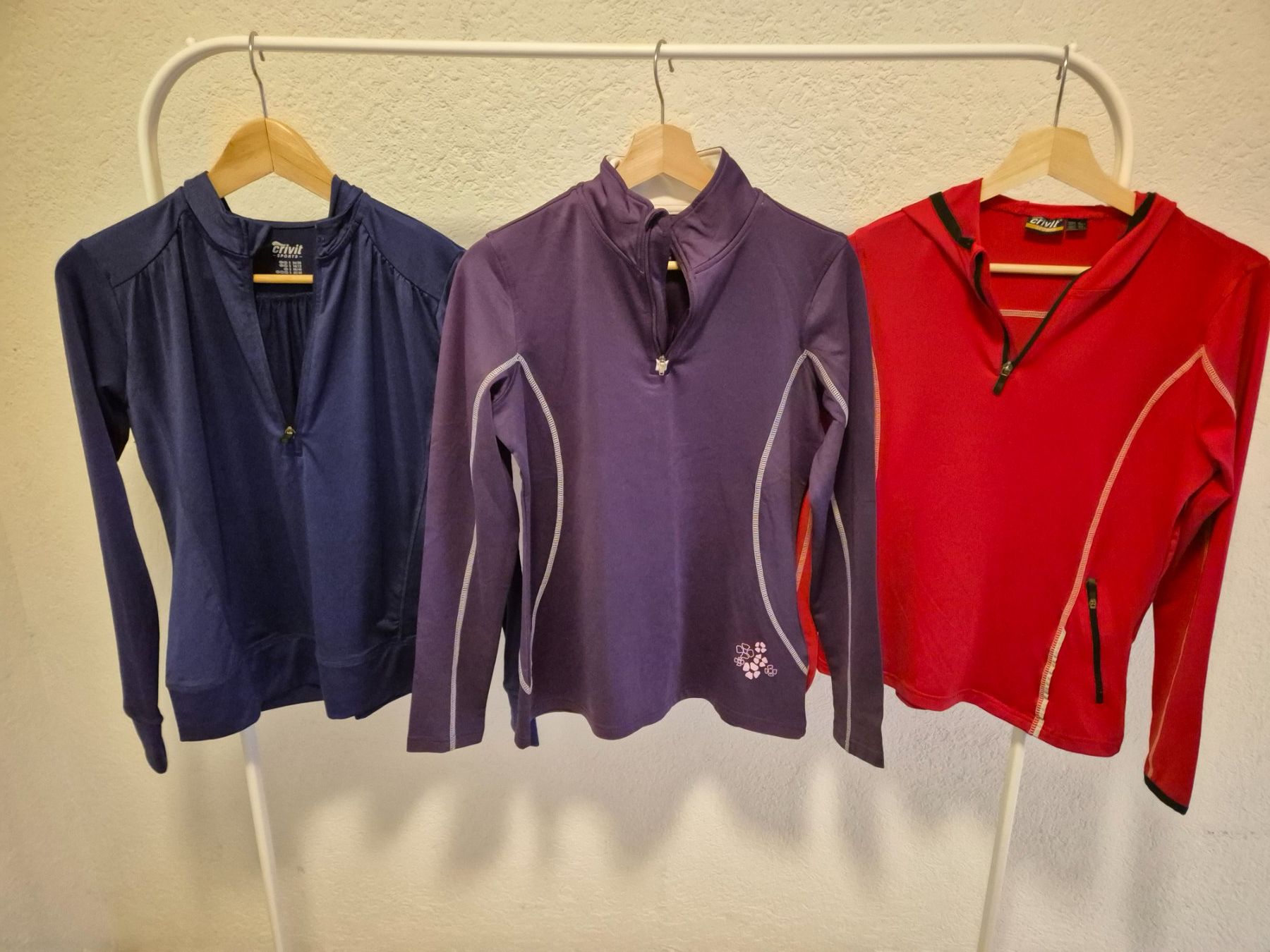 Lotti di vestiti: Kleiderpaket, Sport Jacken/Pullis gr. S – Usato da Rieden AG venduto da Lapca 2