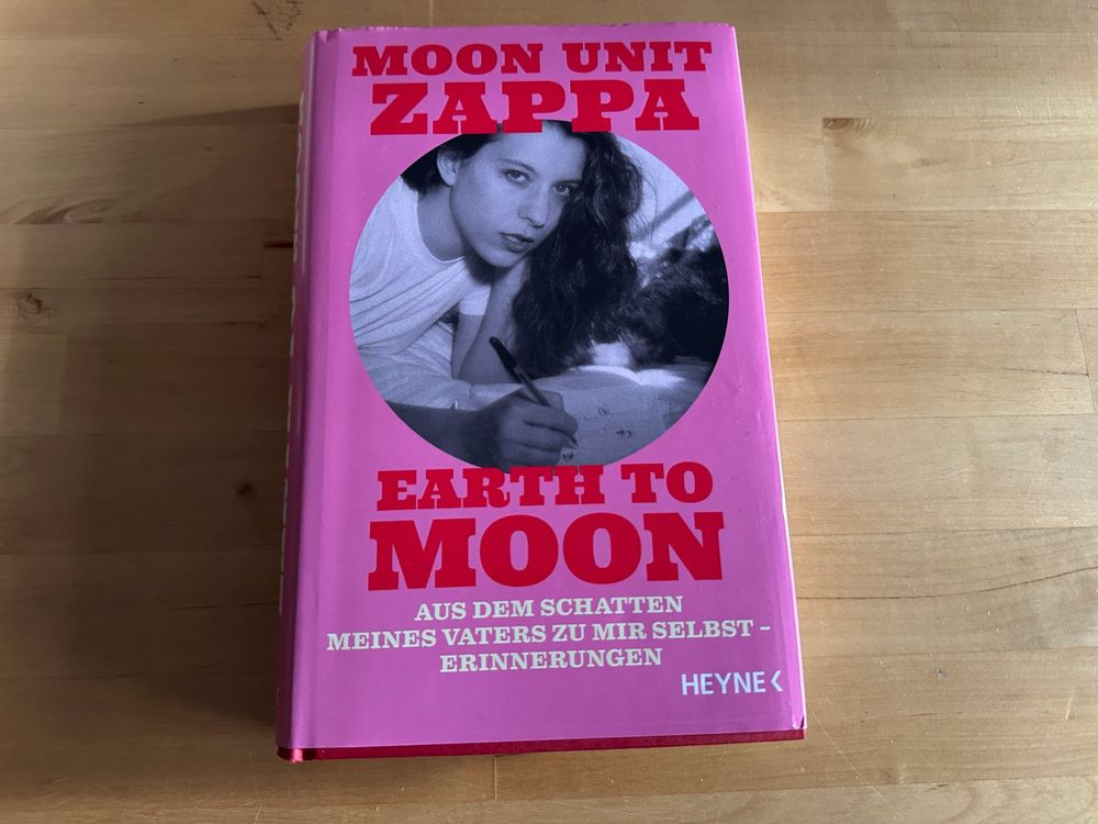 MOON UNIT ZAPPA tolles Buch FRANK 2024 spannende Biographie (Gebraucht