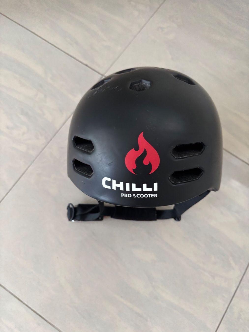 Casques: Chili Helm pro scooter – D'occasion à Pratteln par Cisio01