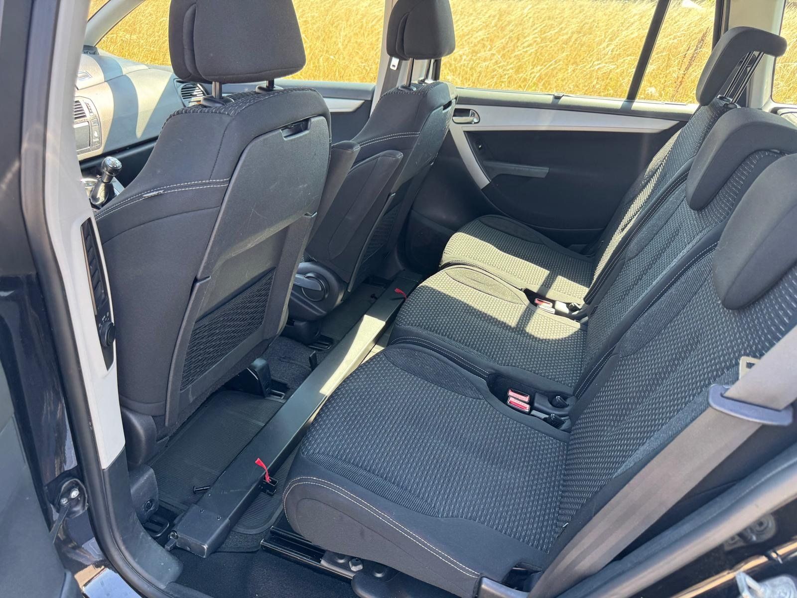 Citroën Automobili: Citroen C4 Picasso 1.6 HDI Manuel – Usato da Gland venduto da Duvernay01 6