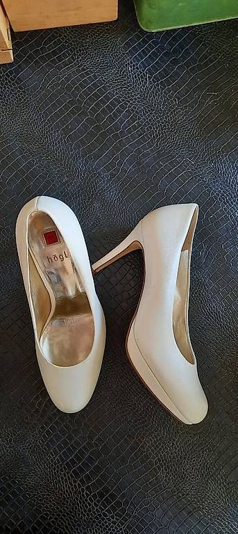 Scarpe da donna: Damen-Leder-Pumps Marke Högl Gr. 36 oder 3 – Usato da Lostorf venduto da Mapasa5