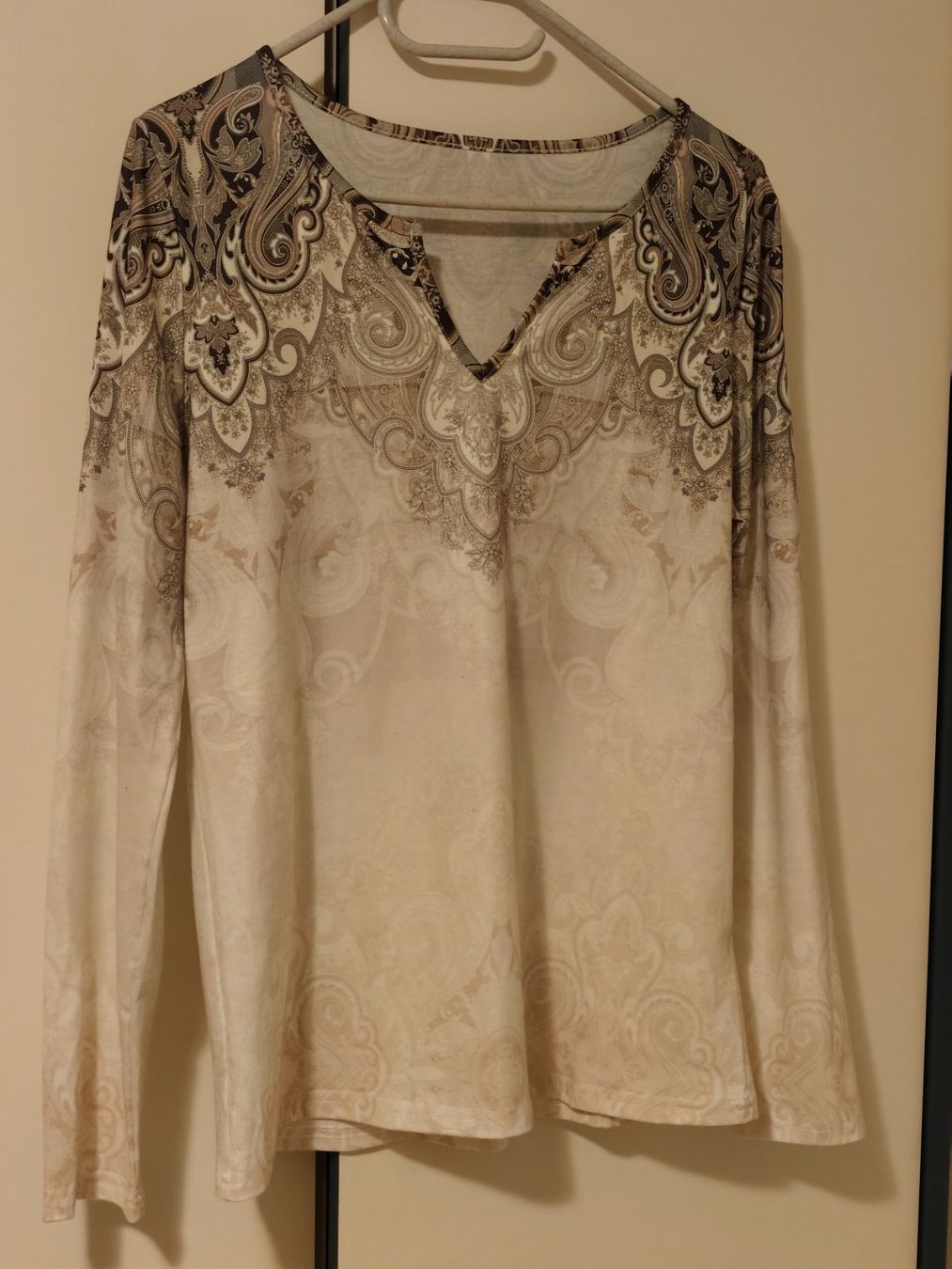 Maglioni & Felpe: Damen Langarmshirt Grösse 38 – Nuovo (secondo la descrizione) da Eschenbach LU venduto da Orchi
