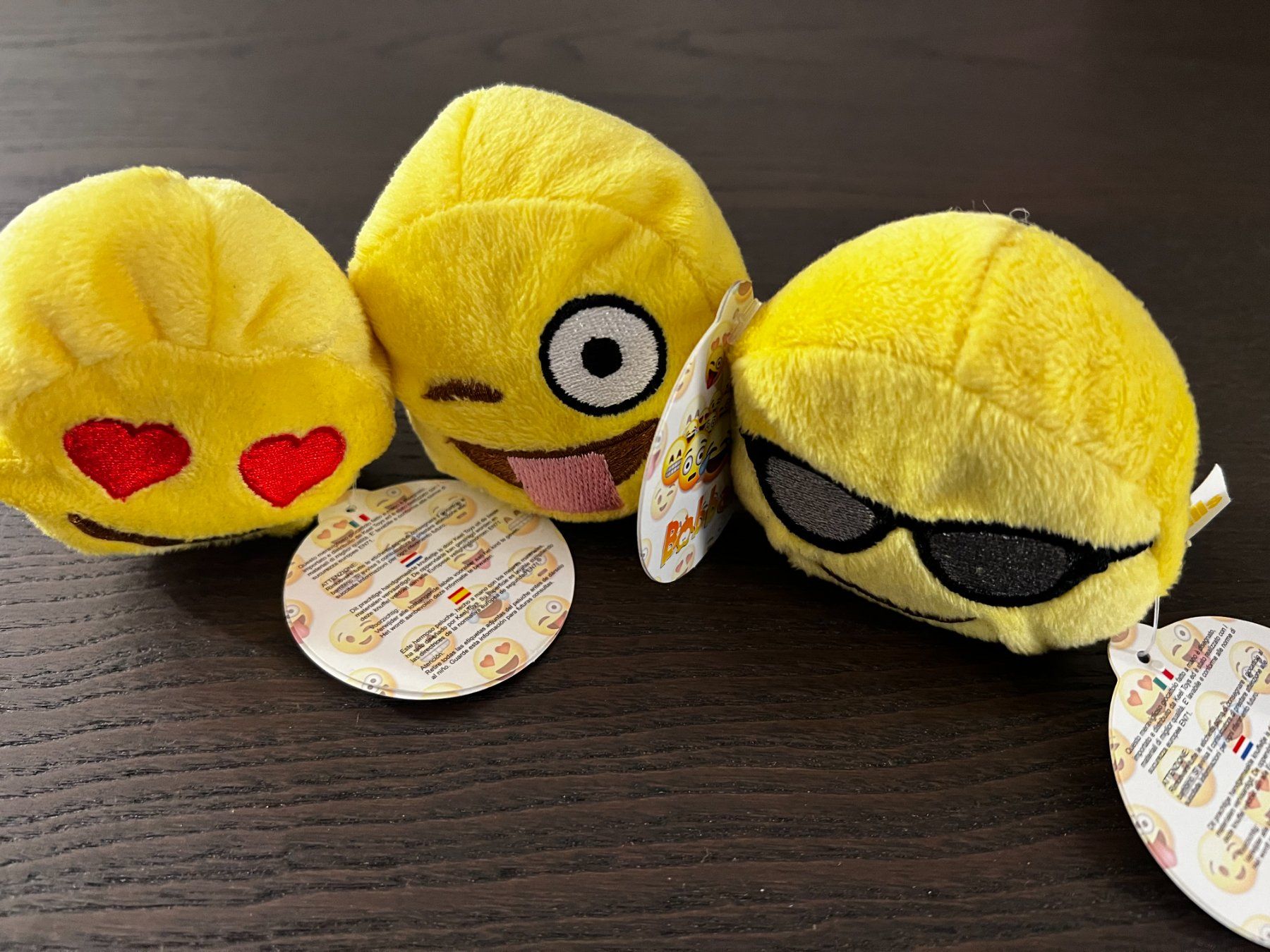 Giocattoli: Plüschtiere Emojis – Usato da Zürich venduto da F84