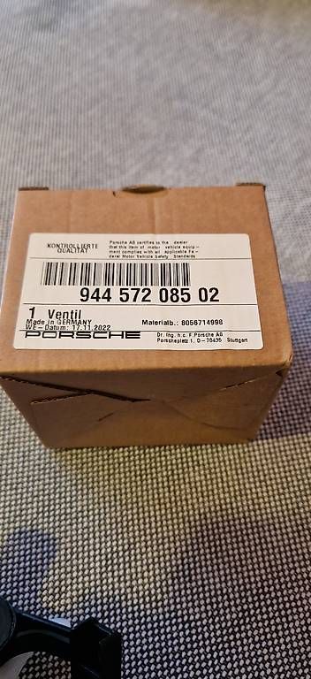 Porsche Tutti pezzi di ricambio auto: Porsche 924/944 Heizungsventil – Usato da Pfäffikon SZ venduto da Enno2205 4