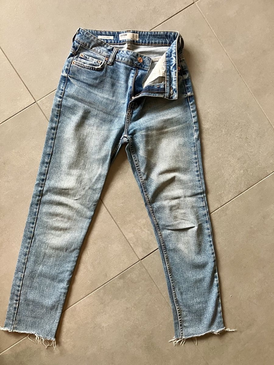 Bershka Jeans: Jeans donna Bershka – Usato da Lugano venduto da jfo_7lsm