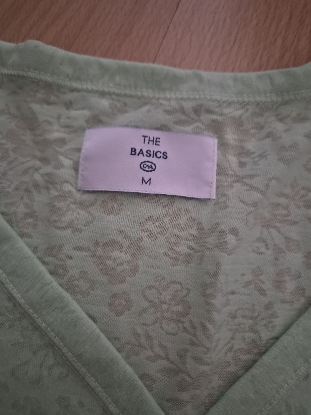 C&A T-Shirts: T-Shirt Hellgrün gemustert Grösse M C&A The Basics – Gebraucht aus Mumpf von Fabis_Shop 2