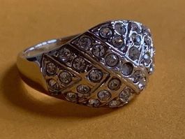 Edler Tausenstein Ring (60)