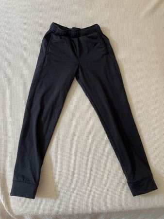 Sporthose Decathlon Schwarz Grösse 151-160 cm guter Zustand
