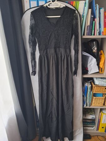 V-Ausschnitt Kleid (NEU)