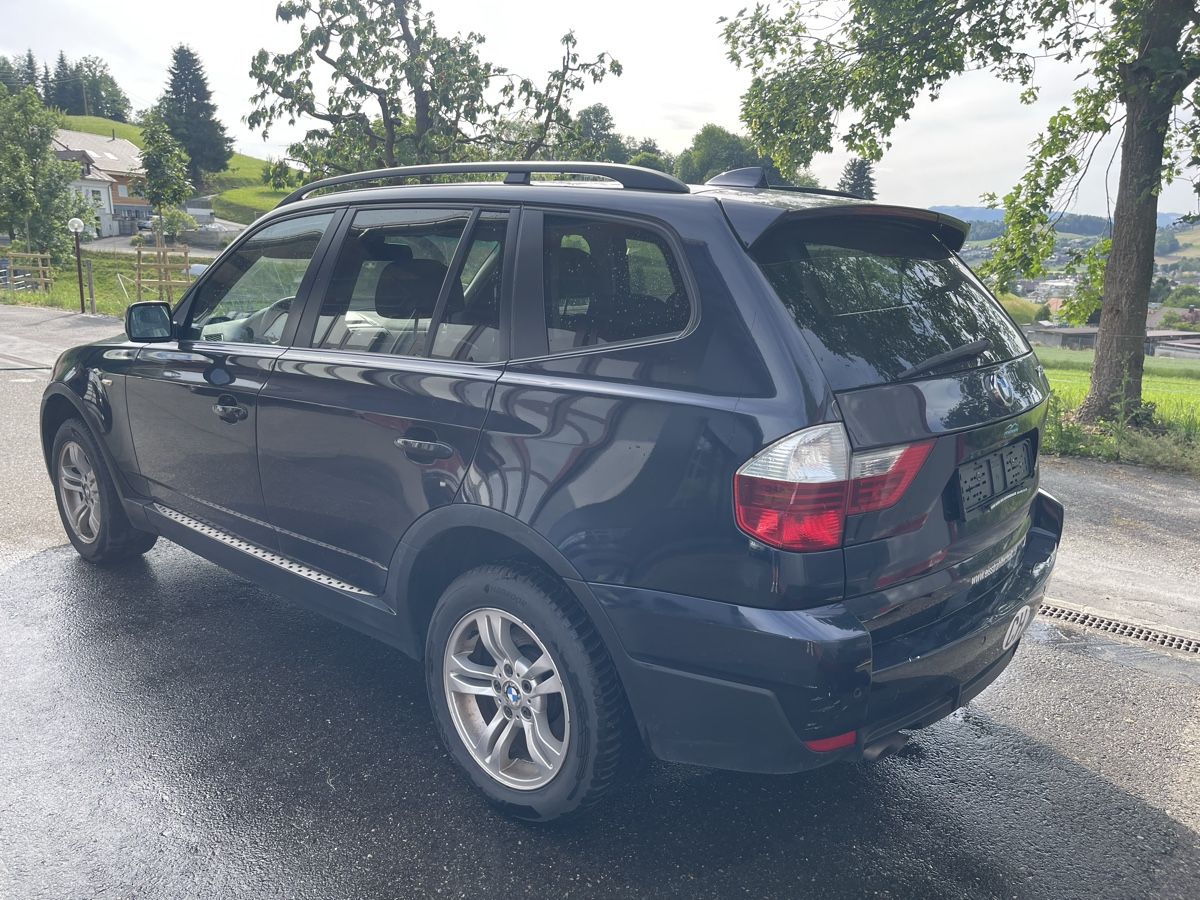 BMW Automobili: BMW X3 2.0D Automat 4x4 – Usato da Spiez venduto da bertula 3