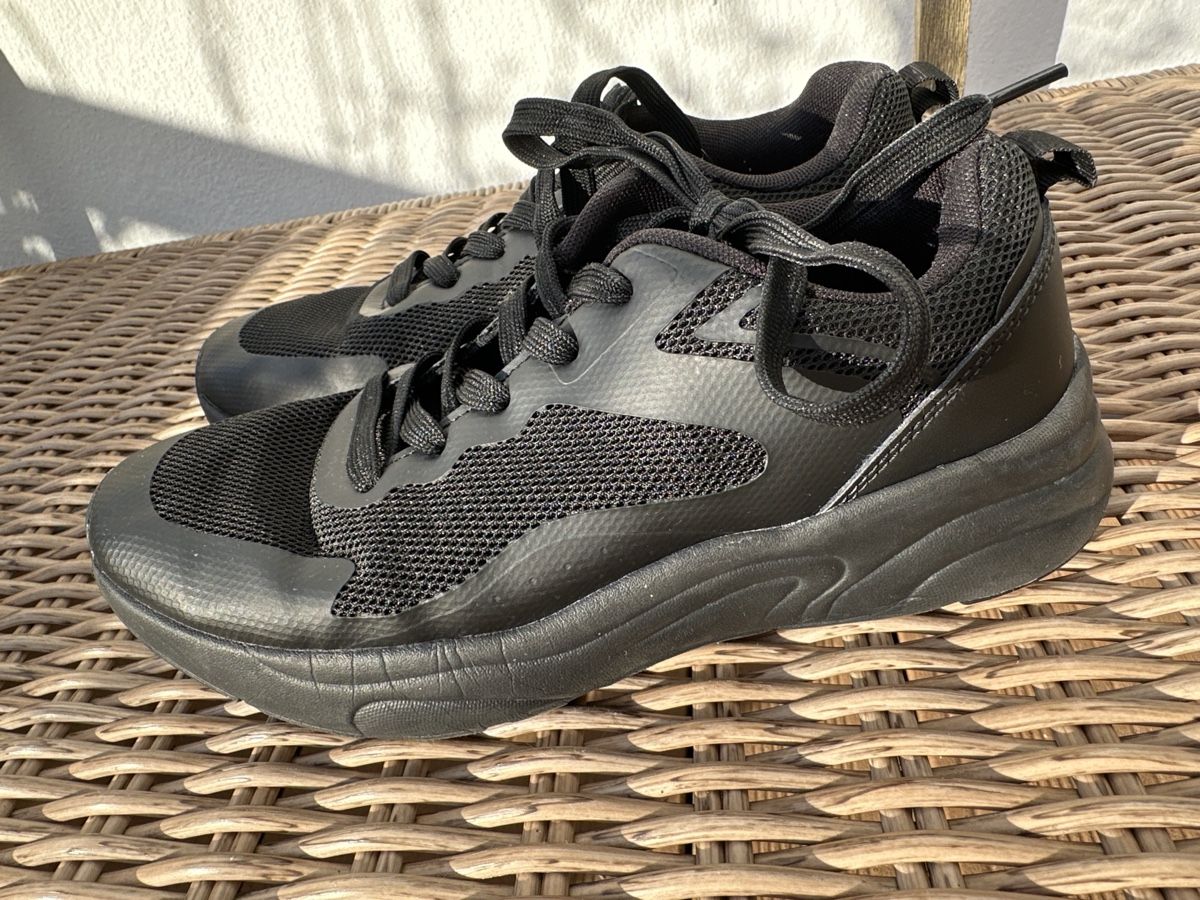 Scarpe da donna: Leichter Sneaker von Workout, Gr. 39 – Usato da Zürich venduto da xmi_2ckv 1