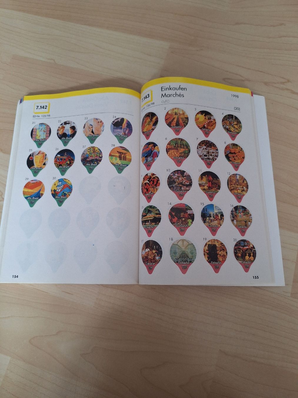 Opercules: Kaffeerahmdeckeli Katalog 2000 – D'occasion à Wanzwil par chlinih93 1