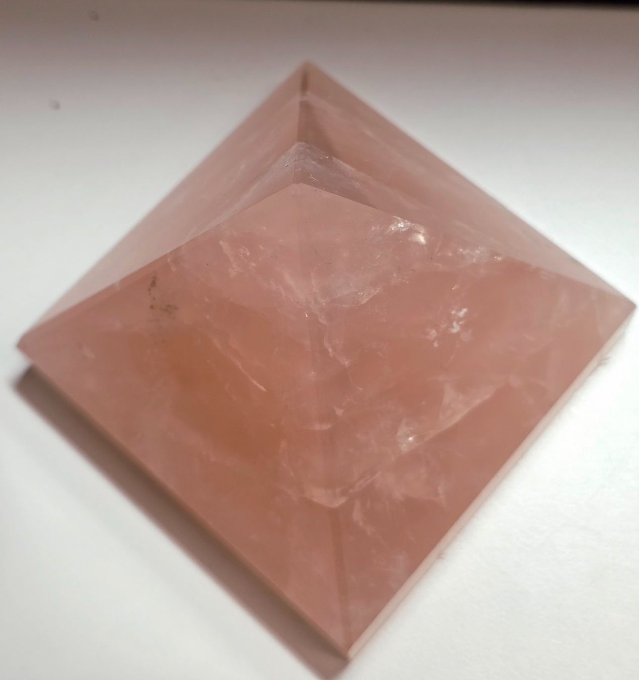 Minerali & Pietre curative: Rosenquarz Pyramide 493g – Nuovo e nell'imballaggio originale da Matzingen venduto da Shay_Crystalz 2