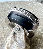 Massiver Designer Ring 925 – Kautschuk & Zirkonia Statement