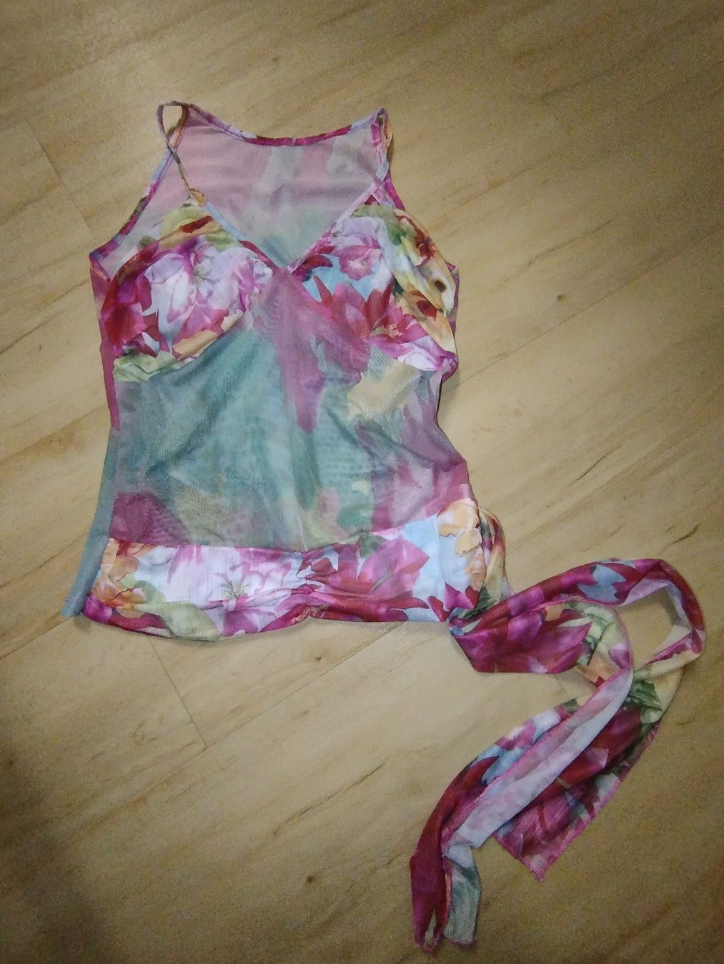 Tops: Beautiful Mesh Vintage Top Floral – D'occasion à Spreitenbach par captaincrunch