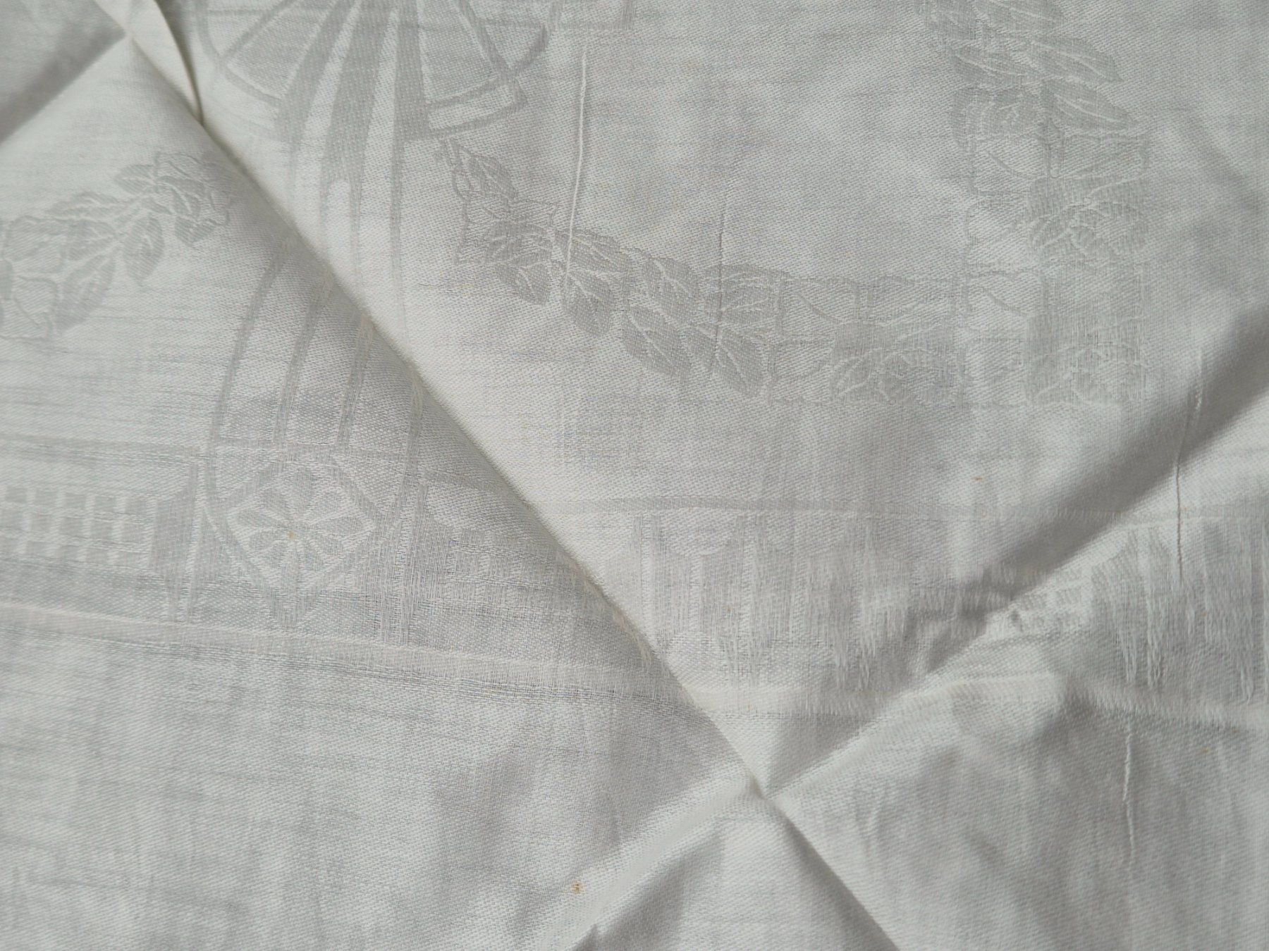 Altra biancheria da tavola: Art Deko Damast Tischtuch mit Monogramm "AB" – Nuovo (secondo la descrizione) da Bern venduto da aronari 6