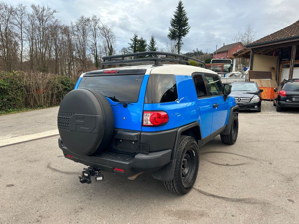 Toyota FJ Cruiser | Kaufen auf Ricardo