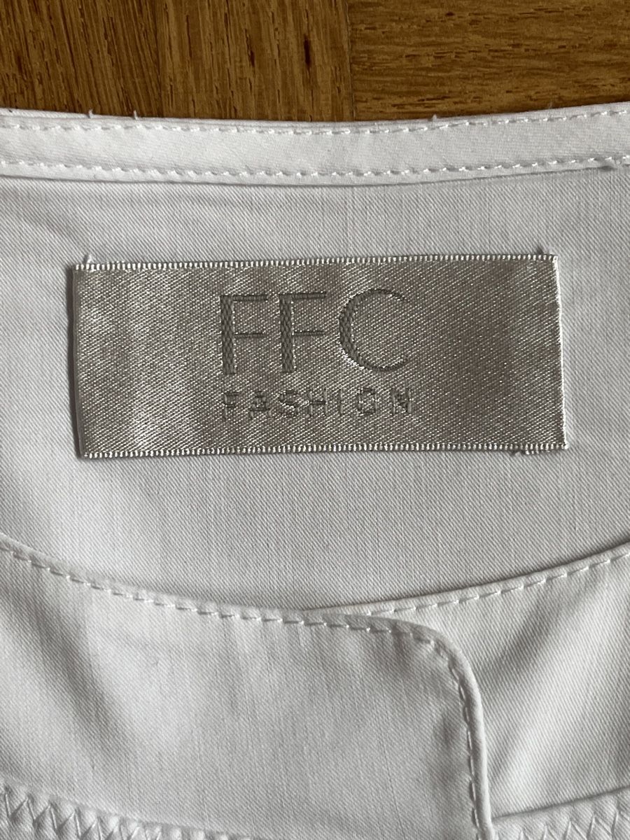 Blusen: FFC Fashion Bluse, Gr. 40, Weiss, zeitlos – Gebraucht aus Zürich von Kleanthy 2