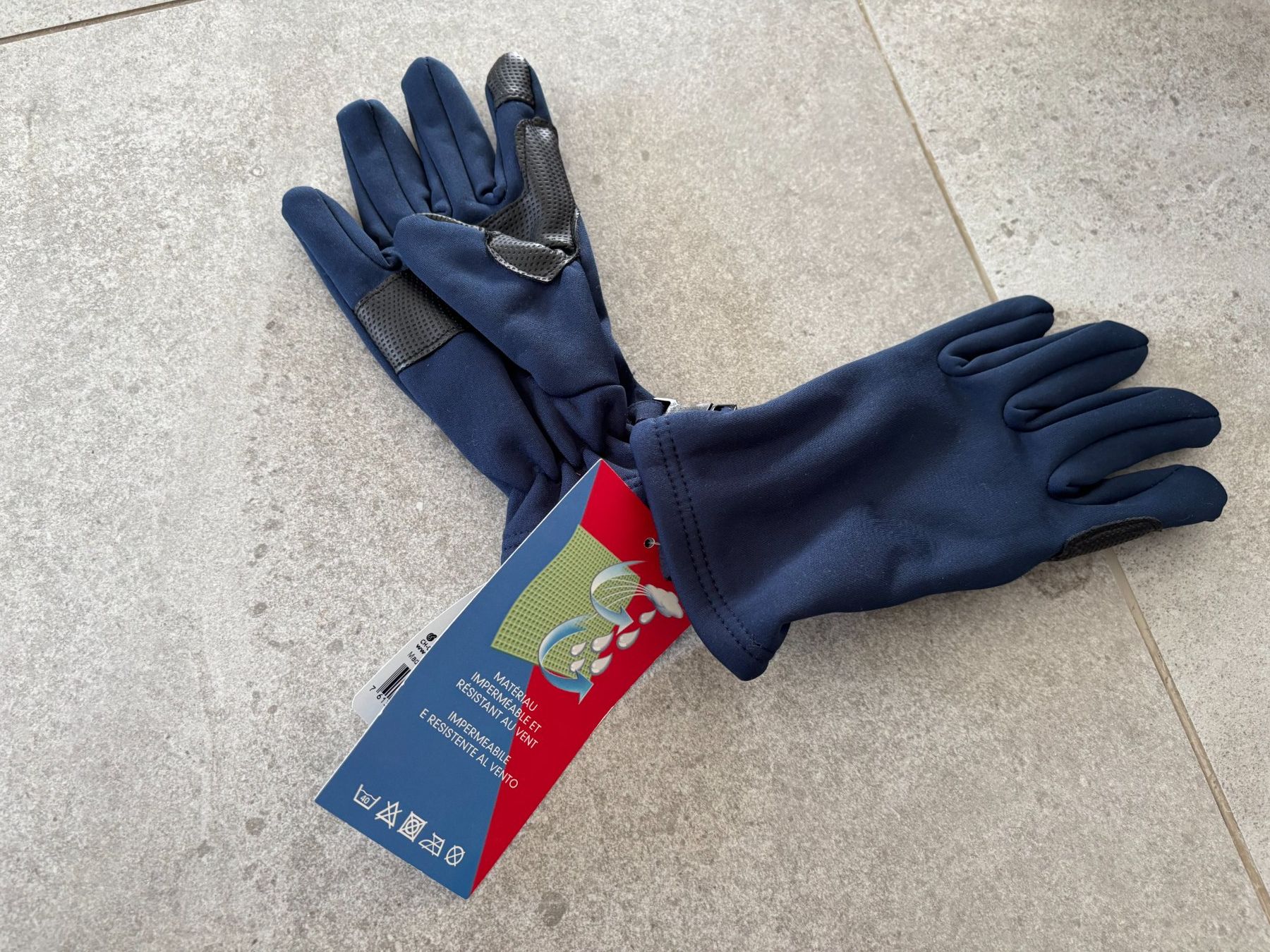 Guanti: Gant hiver enfant  2 - 4 ans – Nuovo (secondo la descrizione) da Salvenach venduto da gwenwywar