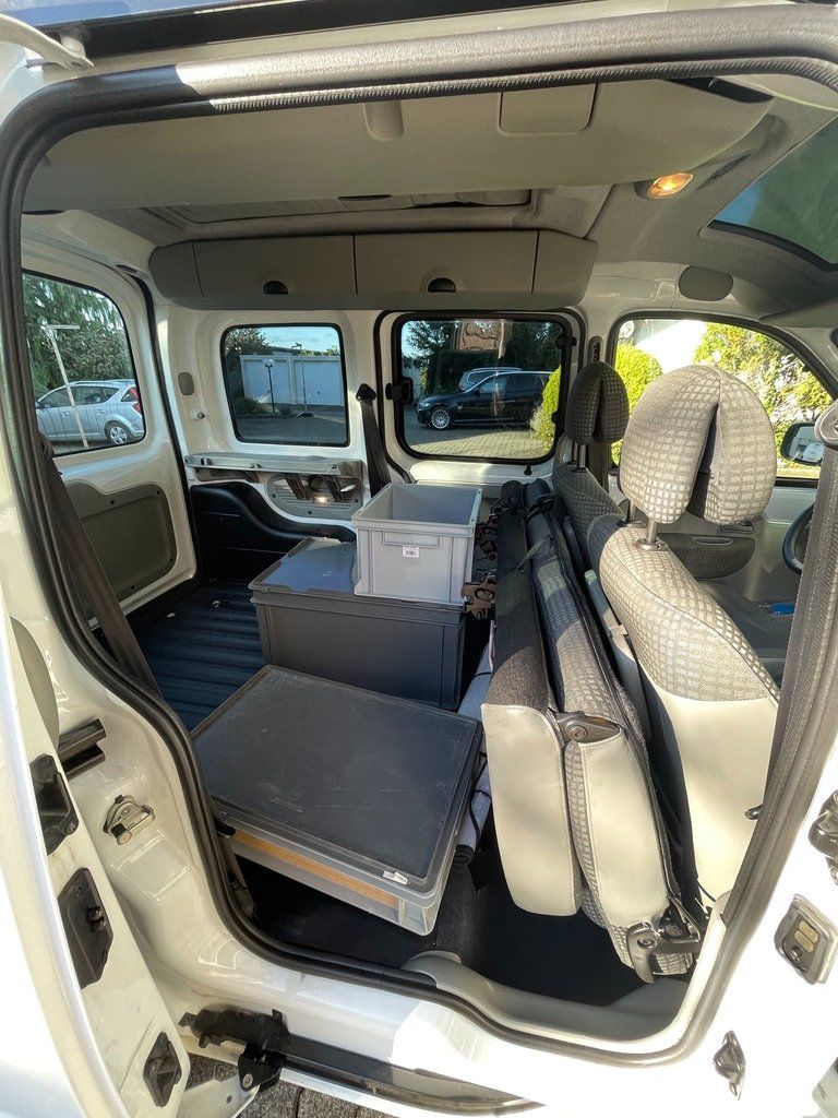 Renault Automobili: DAS Auto das ALLES kann!!! Camping, Transporter, Alltagsheld – Usato da Uttwil venduto da buob01 9