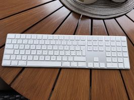 Apple Magic Keyboard Tastatur