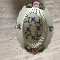 HEREND – PANIER EN PORCELAINE AJOURE