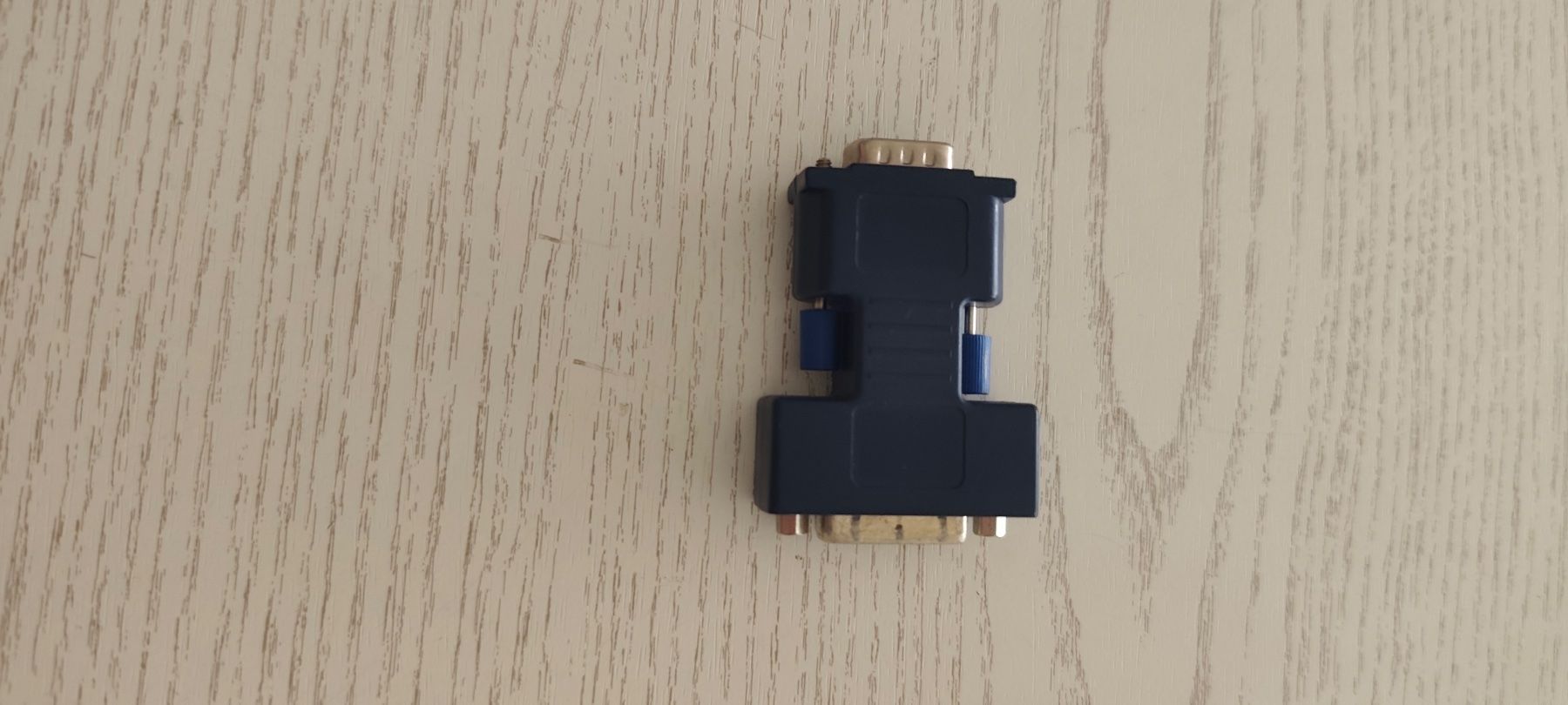 Laufwerke & Adapter: Adaptateur VGA vers DVI – Gebraucht aus Aigle von Dadavd
