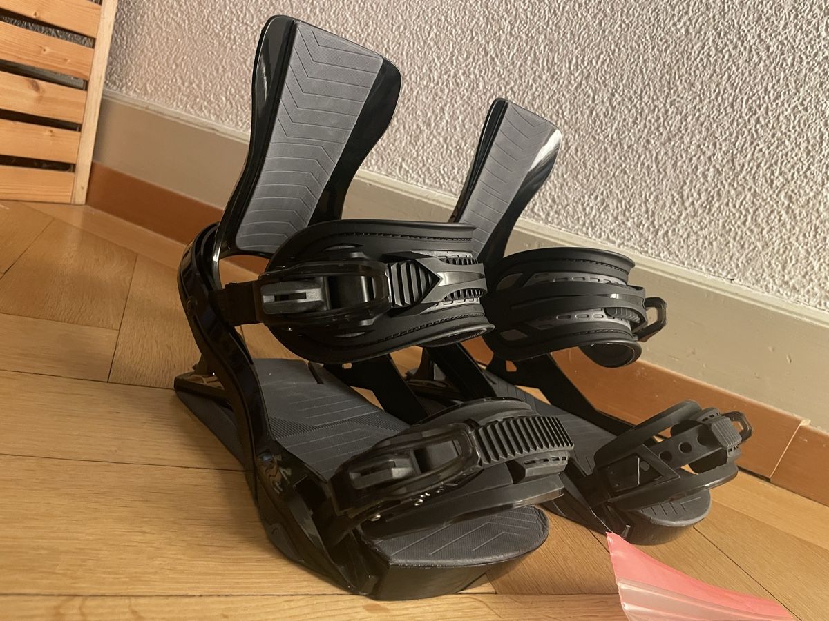Head Attacchi: HEAD Snowboardbindung Gr. M – Usato da Bern venduto da Mimlyn 3