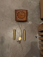 Wanduhr Le Castel Holz mit Gewichten mechanisch