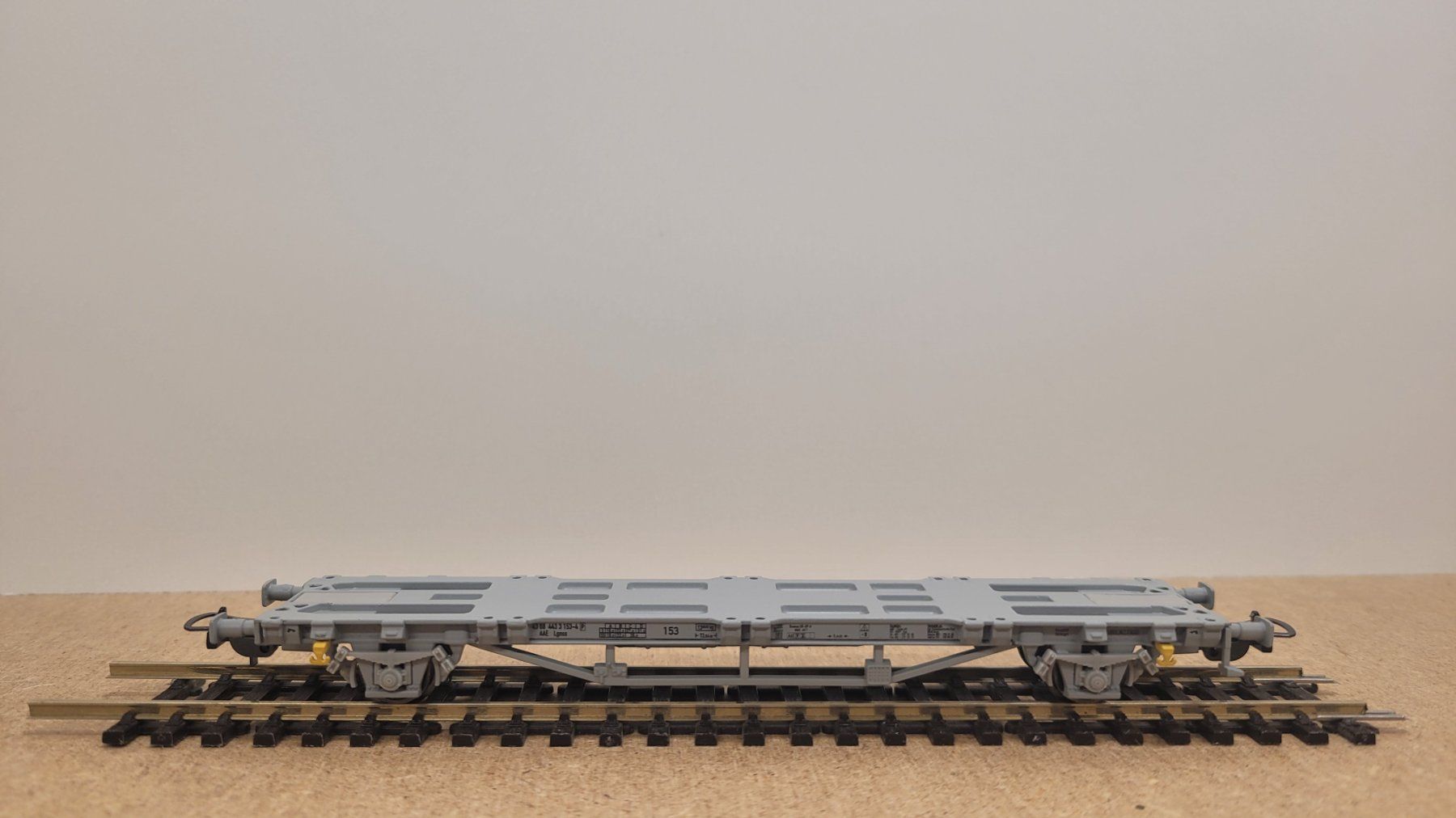 Piko Modelleisenbahnen: Spur H0 Piko "95650" 2achsige Schweizer Postwagen Güterwagen – Gebraucht aus Büsserach von ModellbahnDepot 6