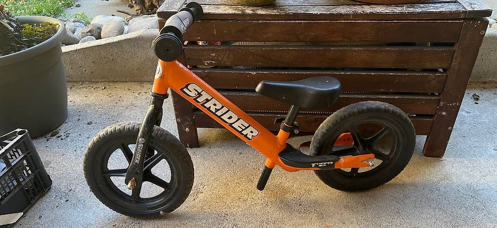 Vélos: Bici senza pedali strider – D'occasion à balerna par bus_2t57