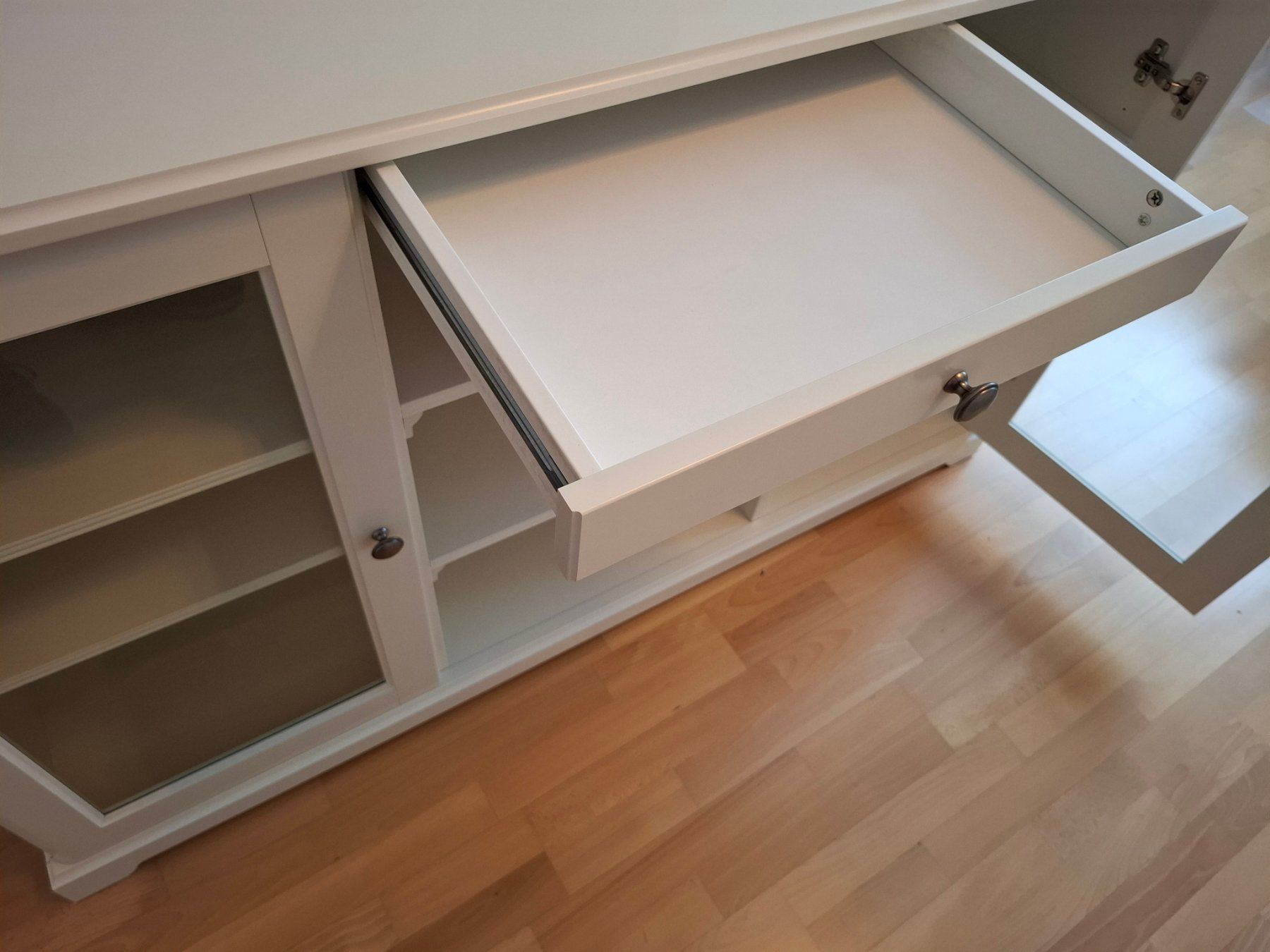 Ikea Credenze: Sideboard LIATORP Ikea - TOP Zustand – Usato da Seengen venduto da Merlin66 4