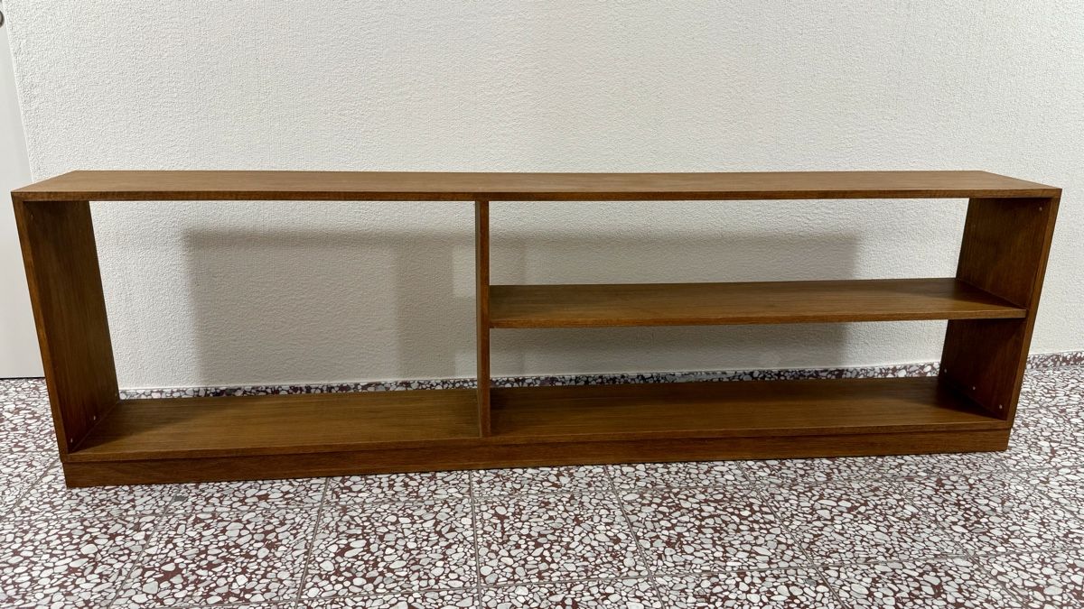 Regale: Vintage-Sideboard offen aus Holz – Gebraucht aus Zürich von c1812