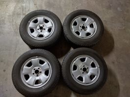 4 Stk. BARUM Bravuris 4x4 205/70 R 15, SUBARU Forester ?
