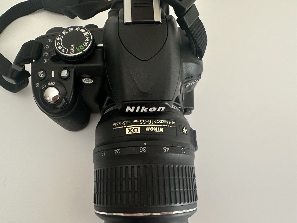 Nikon Fotocamera: Nikon D3100 – Nuovo (secondo la descrizione) da Biel-Bienne venduto da levante14 2