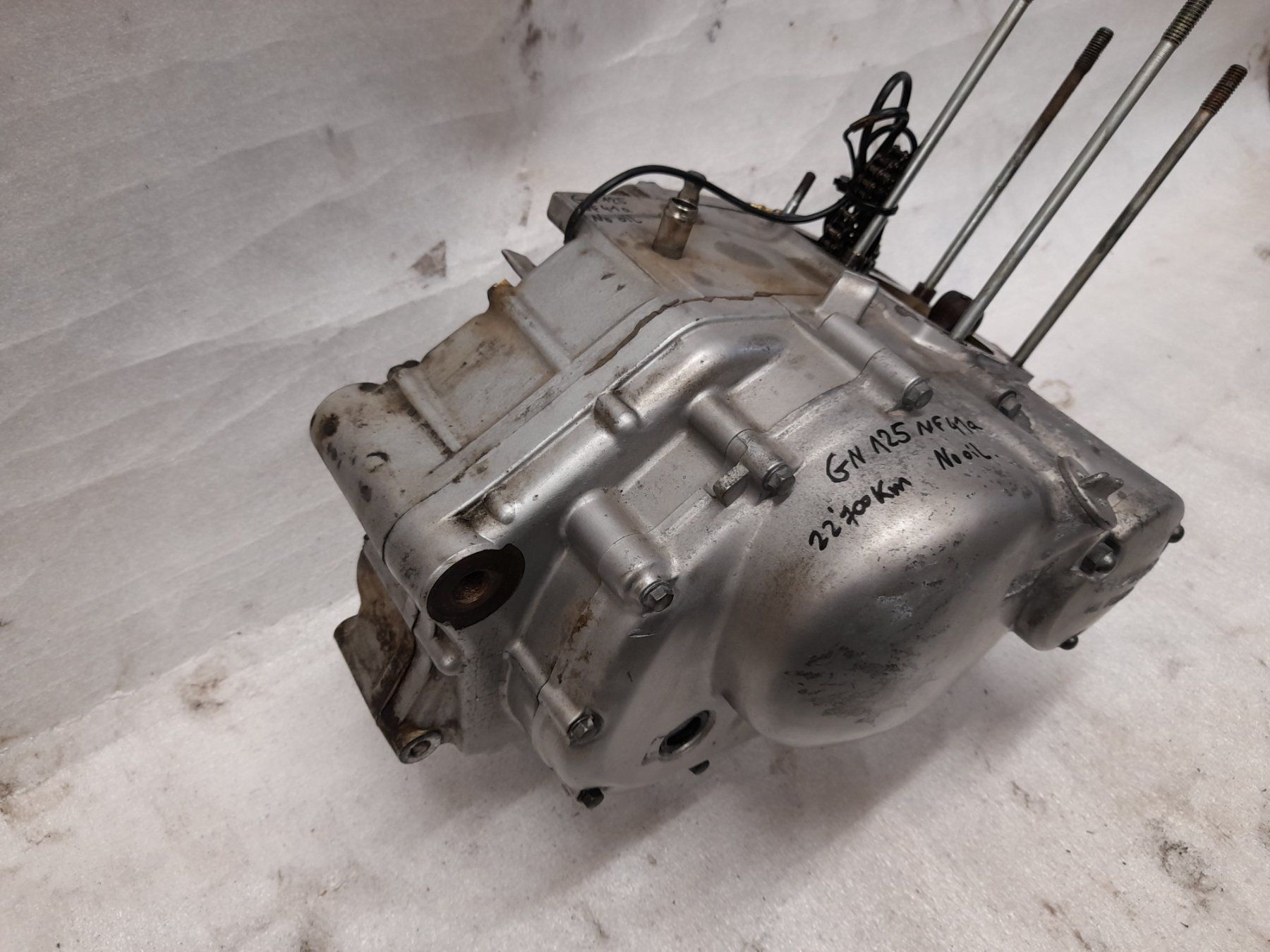 Suzuki Chopper: Suzuki GN 125 bas moteur, motor – Usato da Fey venduto da lobanovski1 1