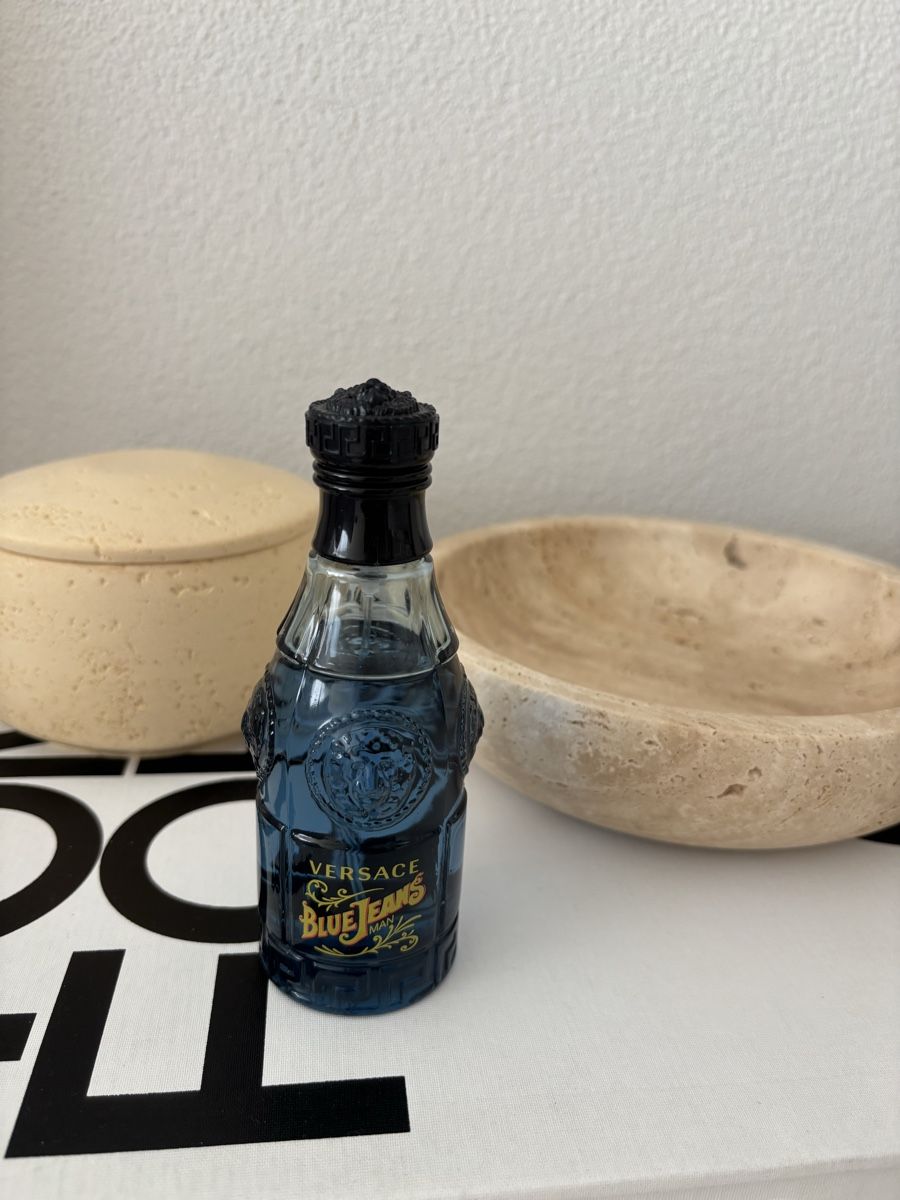 Versace Profumi & Eau de Toilette: NEW - Versace Blue Jeans  Parfume 75ml – Nuovo (secondo la descrizione) da Horgen venduto da lme_8kj7