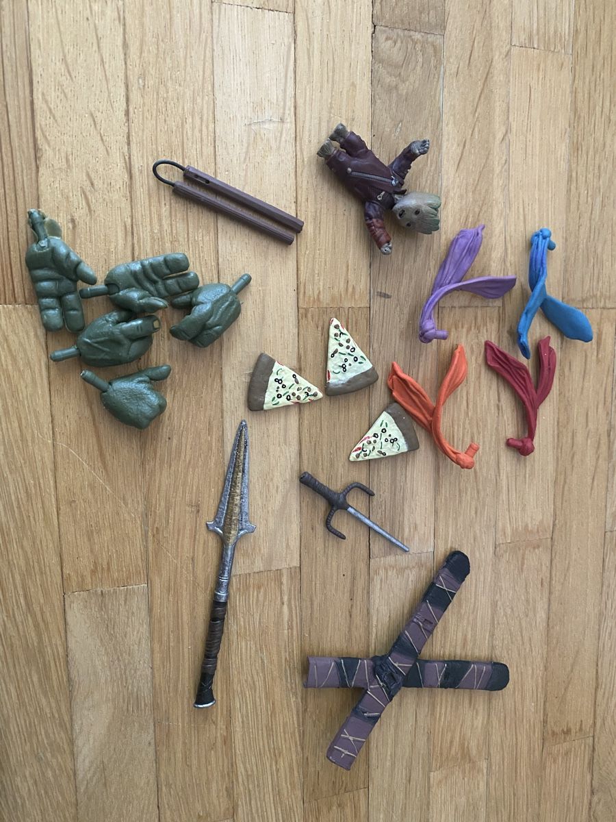 Spielzeuge: Actionfiguren Zubehör diverse – Gebraucht aus Zürich von linlin02
