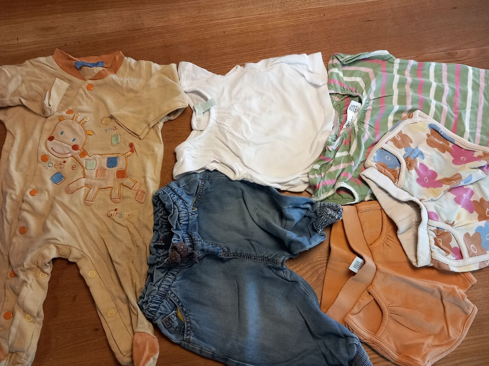 Lotti & Set di vestiti: lot fille 62 – Usato da Courrendlin venduto da tititchoun 3