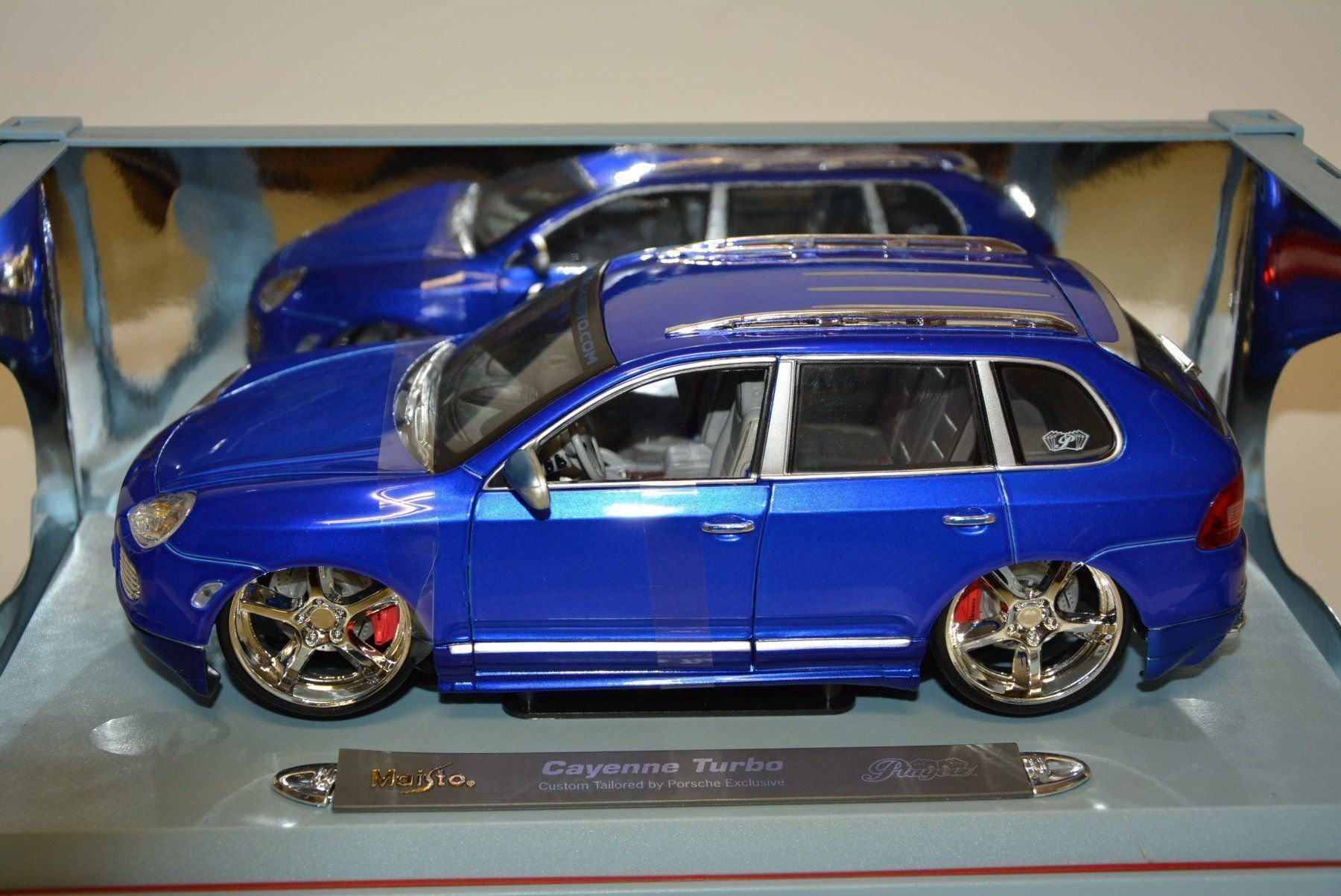 Porsche Modellautos: Porsche Cayenne Turbo  2002 , 1:18 – Neu und originalverpackt aus Goldach von Feivel9 1