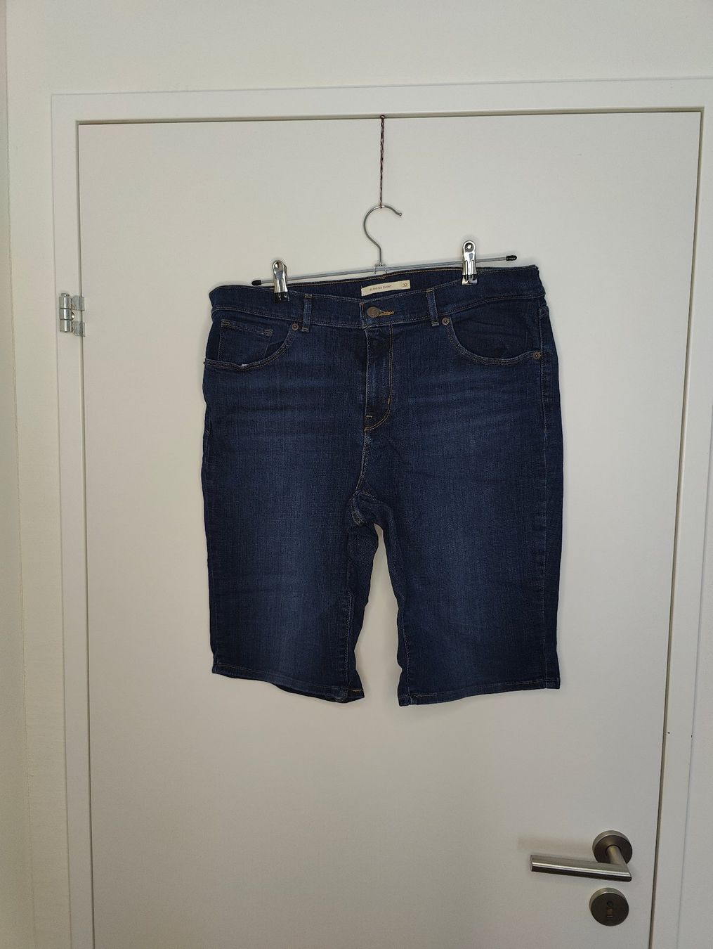 Levi's Jeans: BERMUDA SHORT von LEVI`s – Usato da Jona venduto da Curtis90