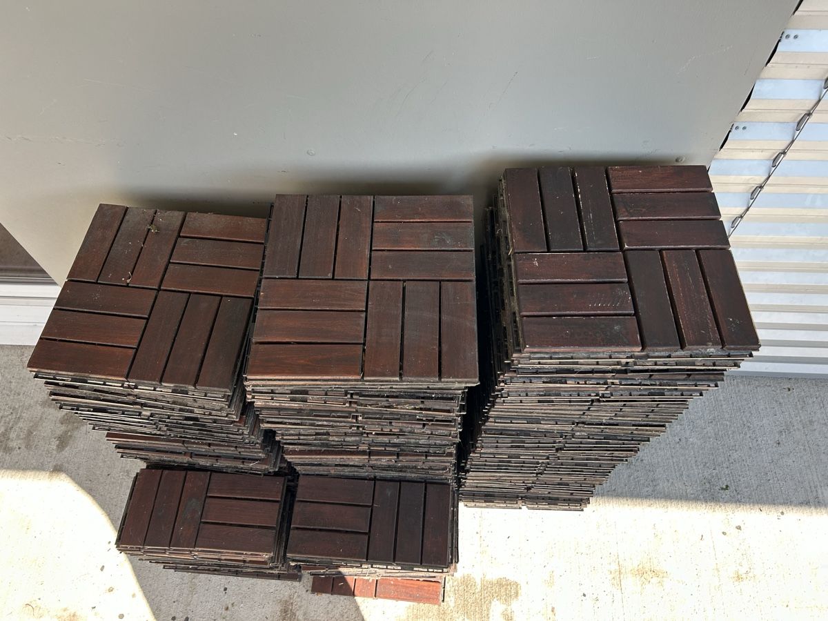 Articoli in legno: Ikea Bodenrost gebraucht – Usato da Winterthur venduto da mikeb85