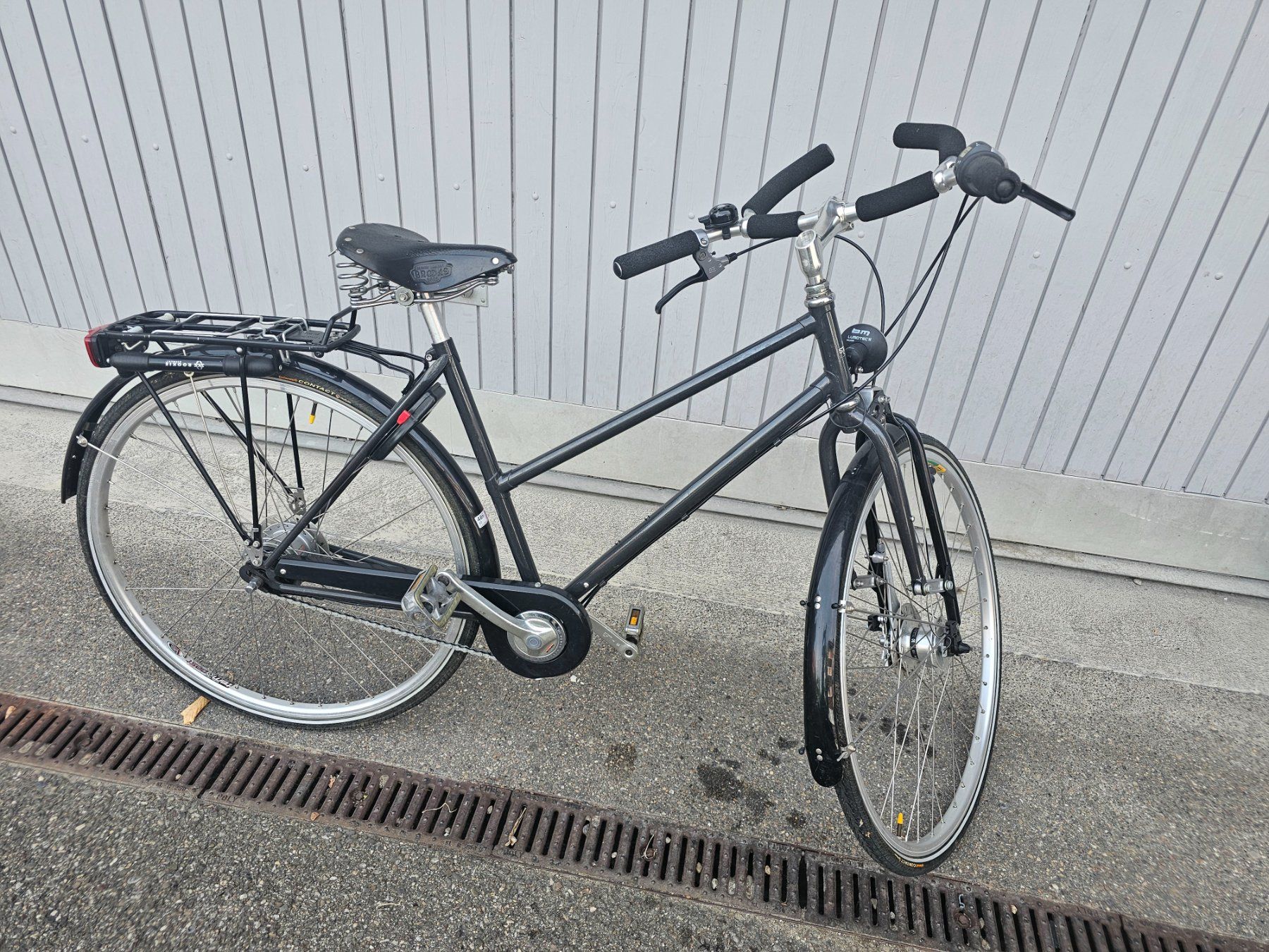 Vélos: Dammen city Bieke Stolz – D'occasion à kleindöttingen par Jimi-Hendrix