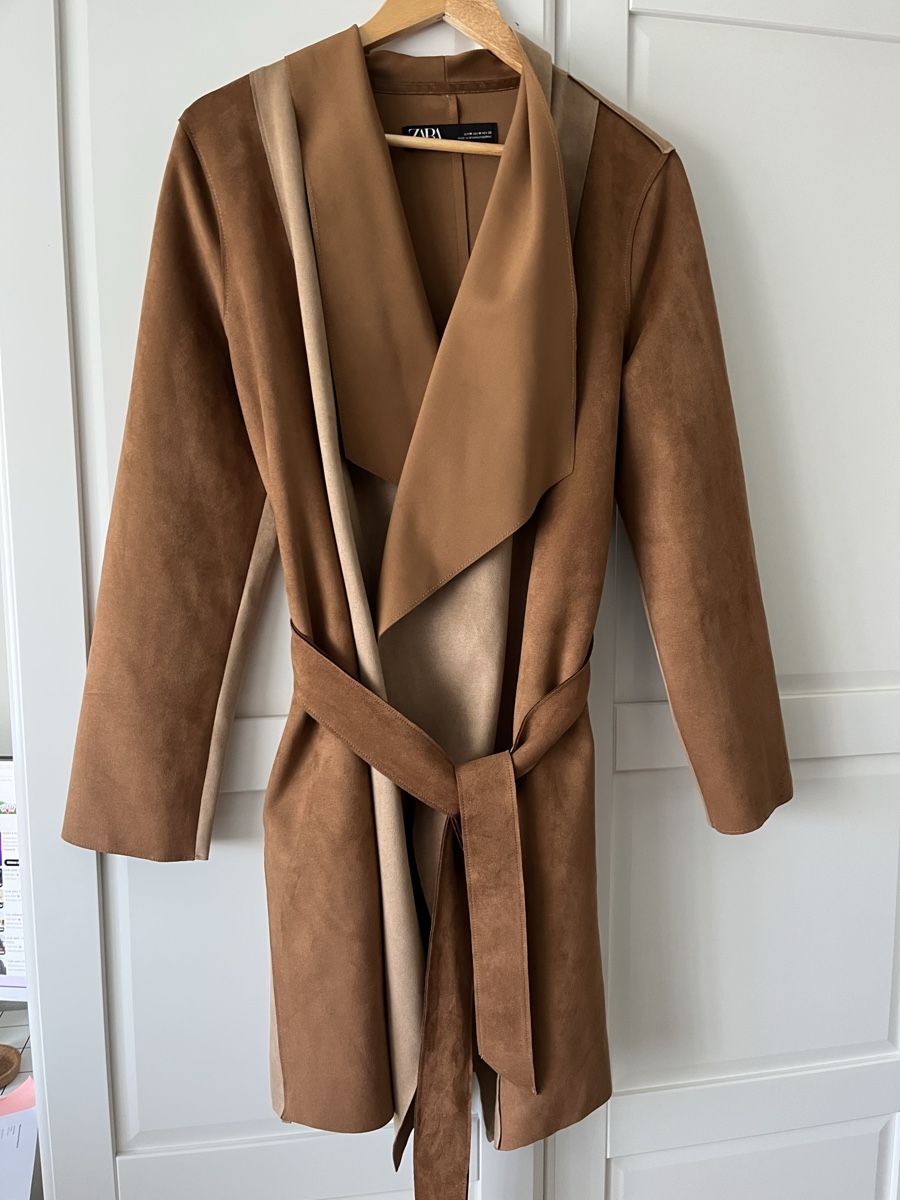 Zara Cappotti: Zweifarbiger Trenchcoat – Nuovo (secondo la descrizione) da Allschwil venduto da eyl_bb8q 4